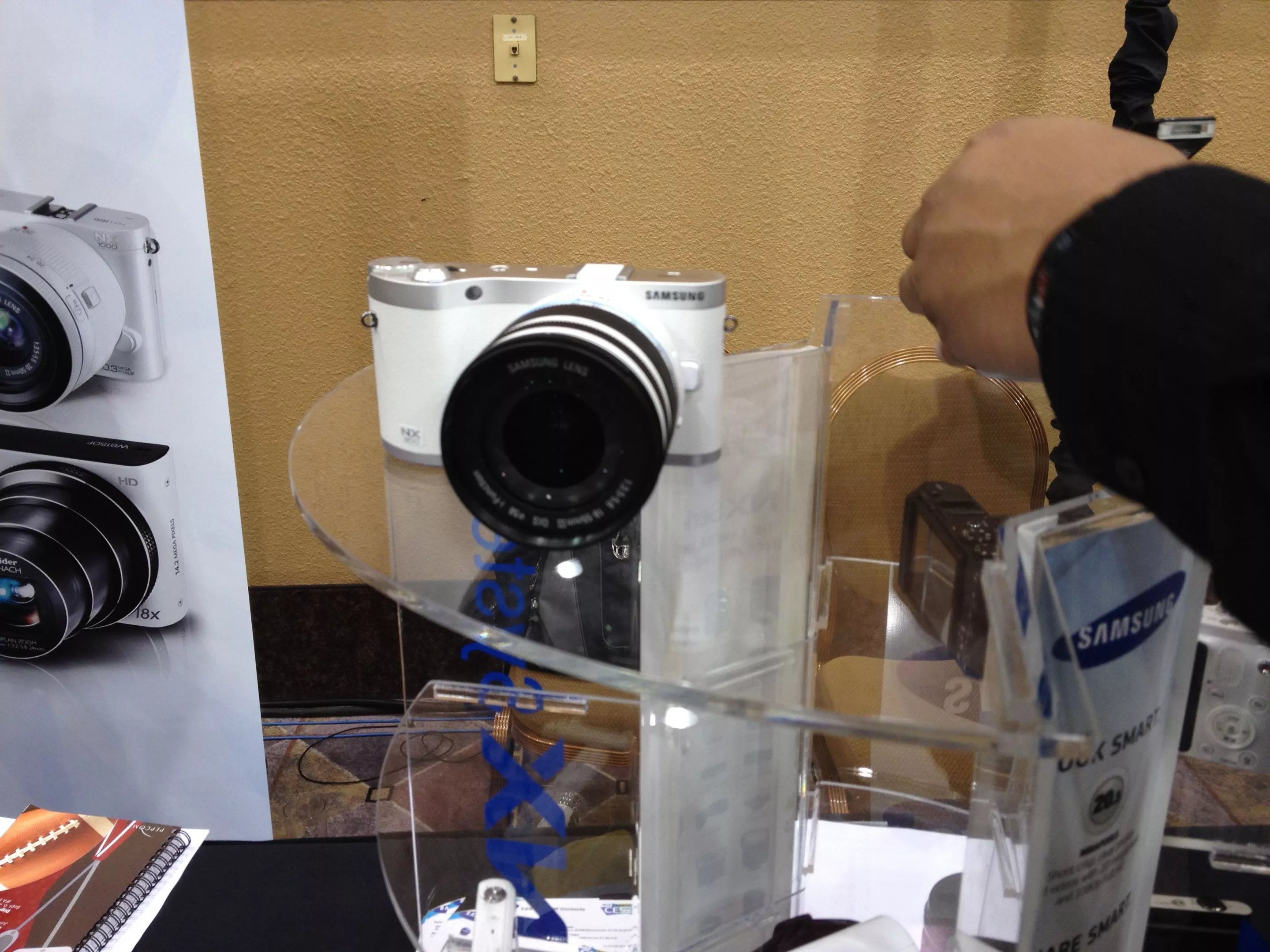 Samsung NX300 3D camera