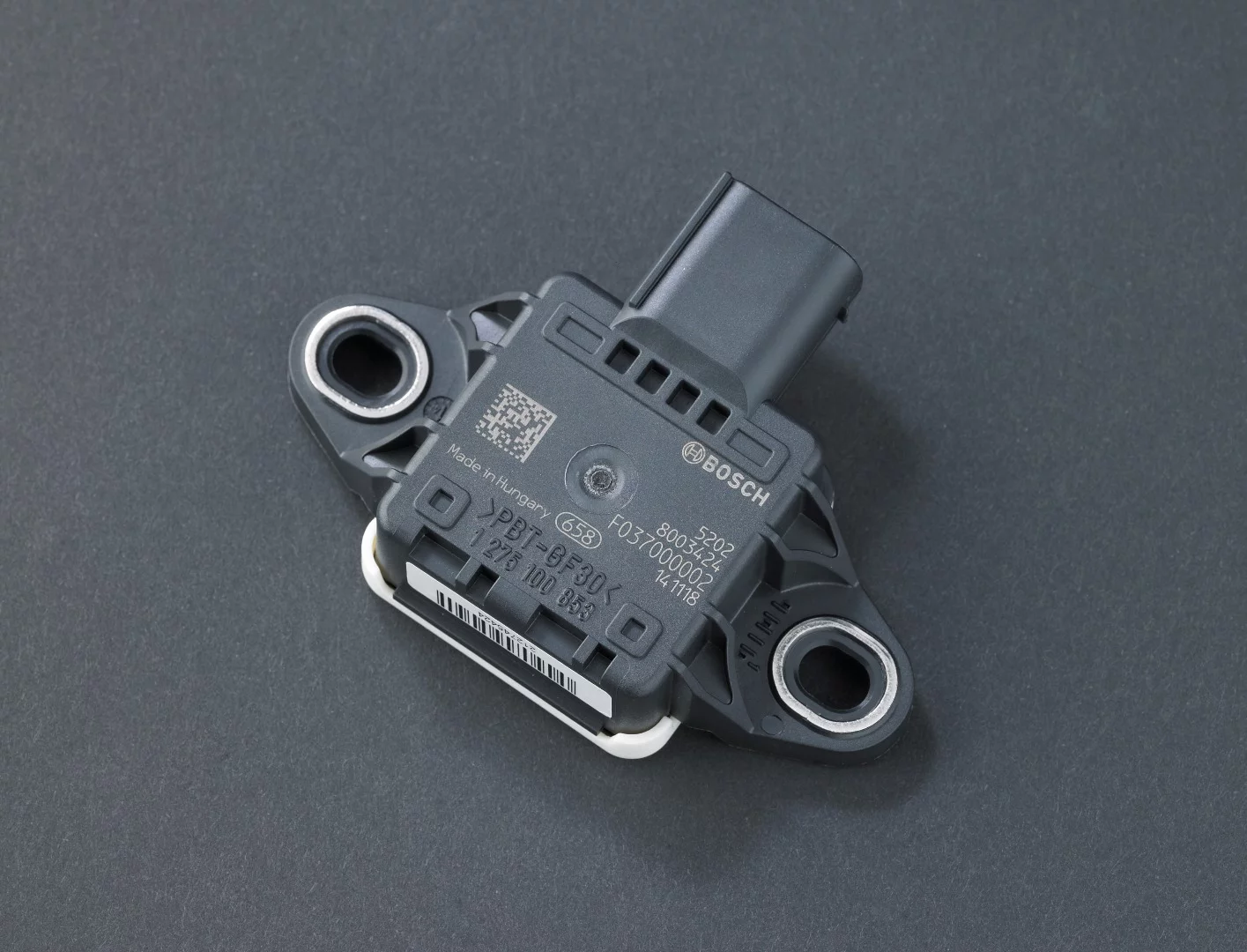 The incorporation of a Bosch inertial oversees several high-end electronic systems of the 2017 Kawasaki Z1000SX