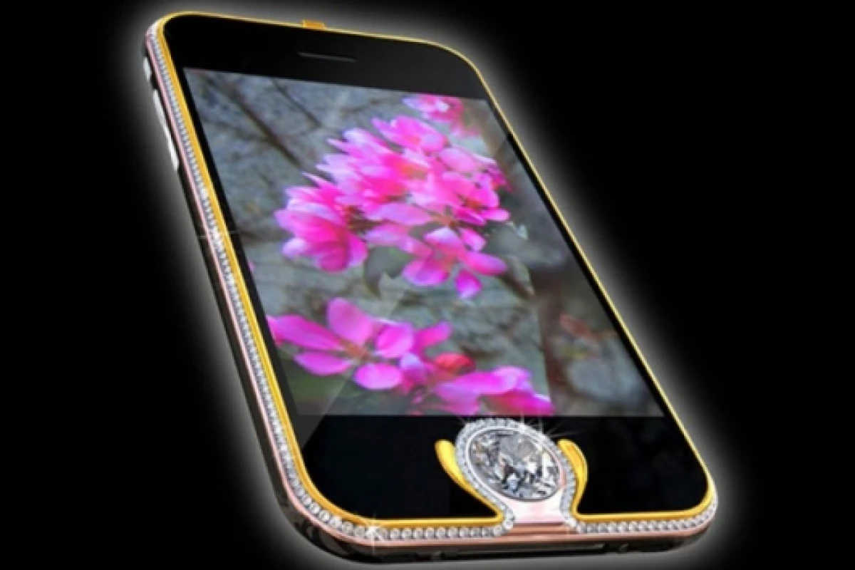 Shield your eyes from the dazzling iPhone 3G King’s Button