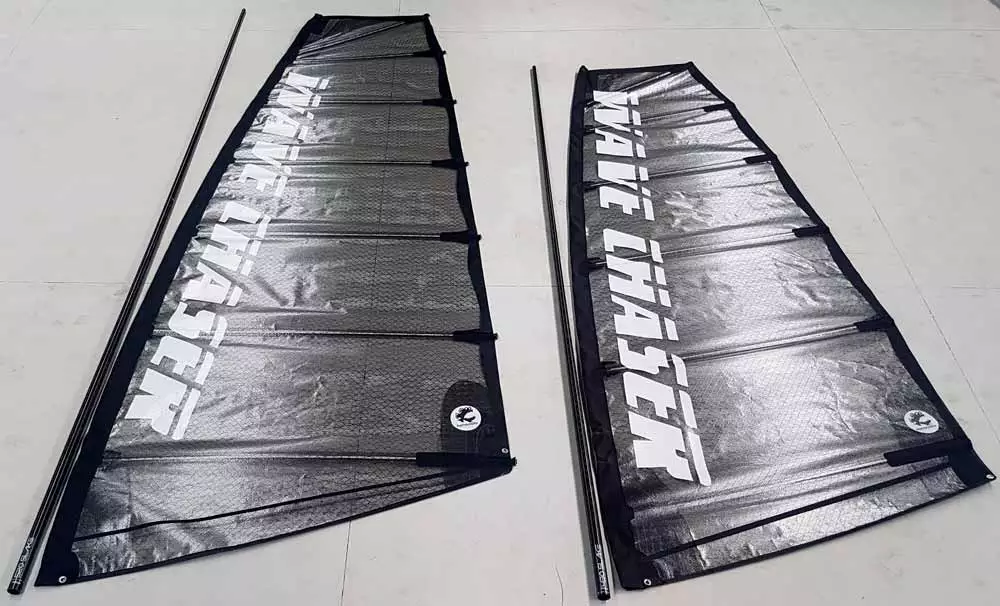 The sails of the Wave Chaser 390 ZF