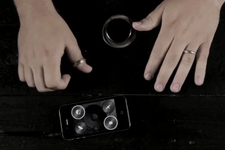 The TableDrum app for iPhone, iPad and iPod touch transforms rhythmic tapping on just about any surface into real-time virtual drum sounds