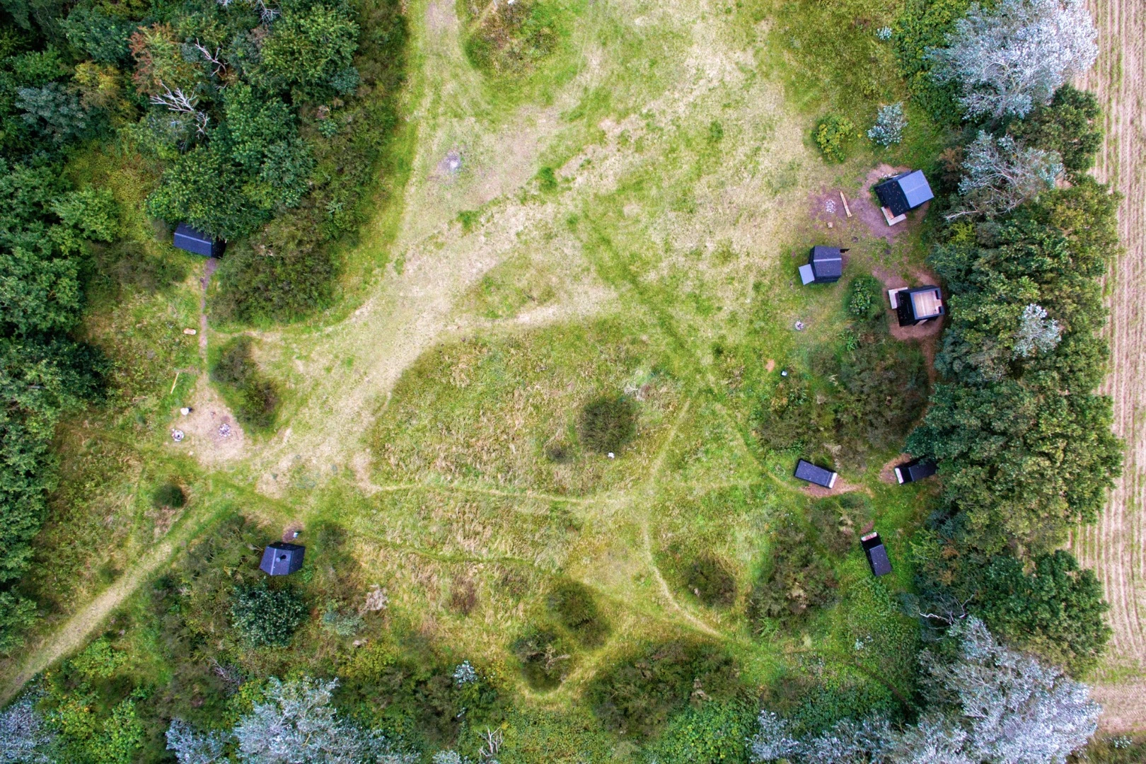 The 50 small wooden shelters are installed throughout 19 coastal beauty spots in Denmark’s South Fyn Archipelago