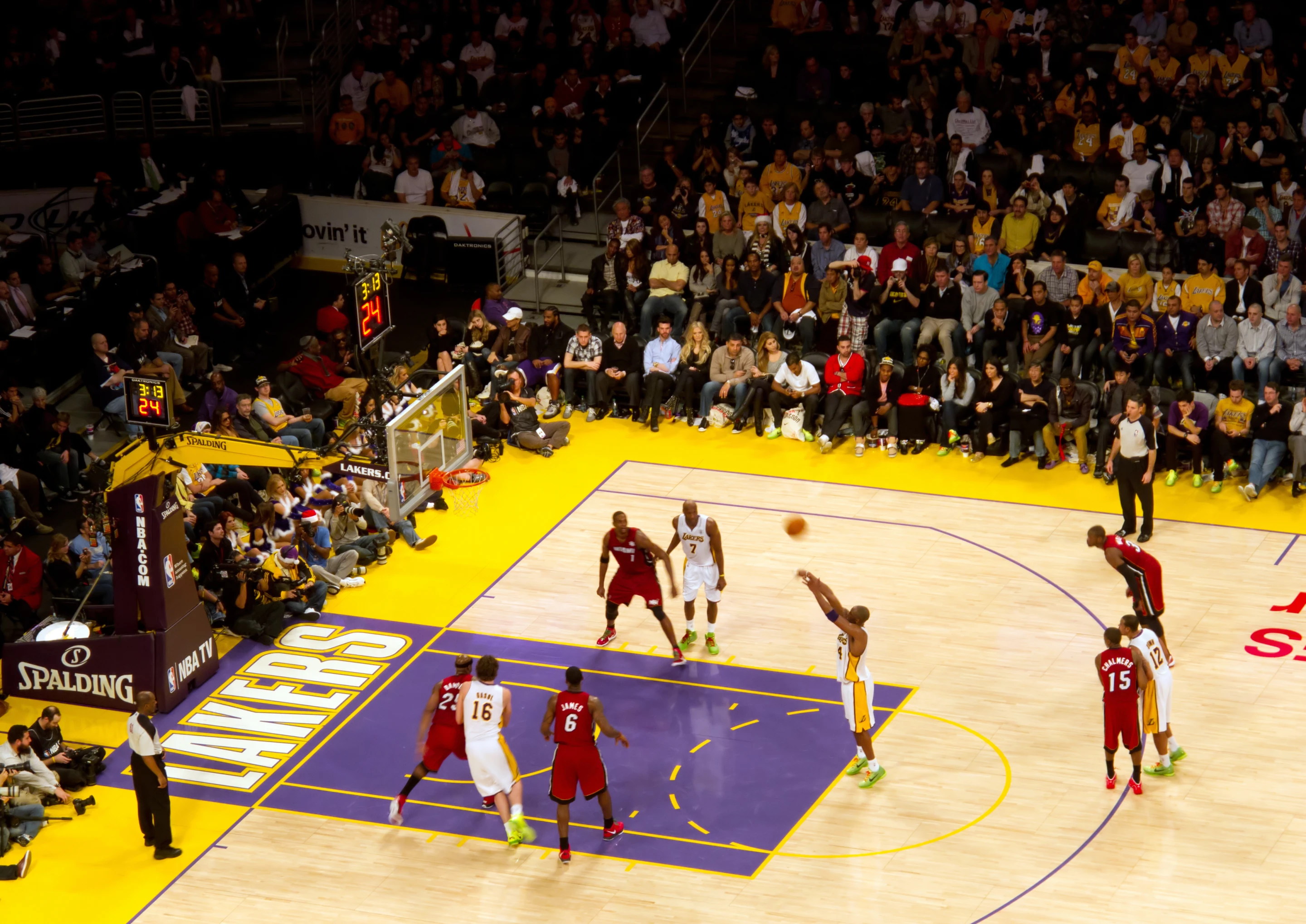 The NBA is bringing motion tracking cameras to all 30 arenas next season (Photo: Joel Shawn / Shutterstock.com)