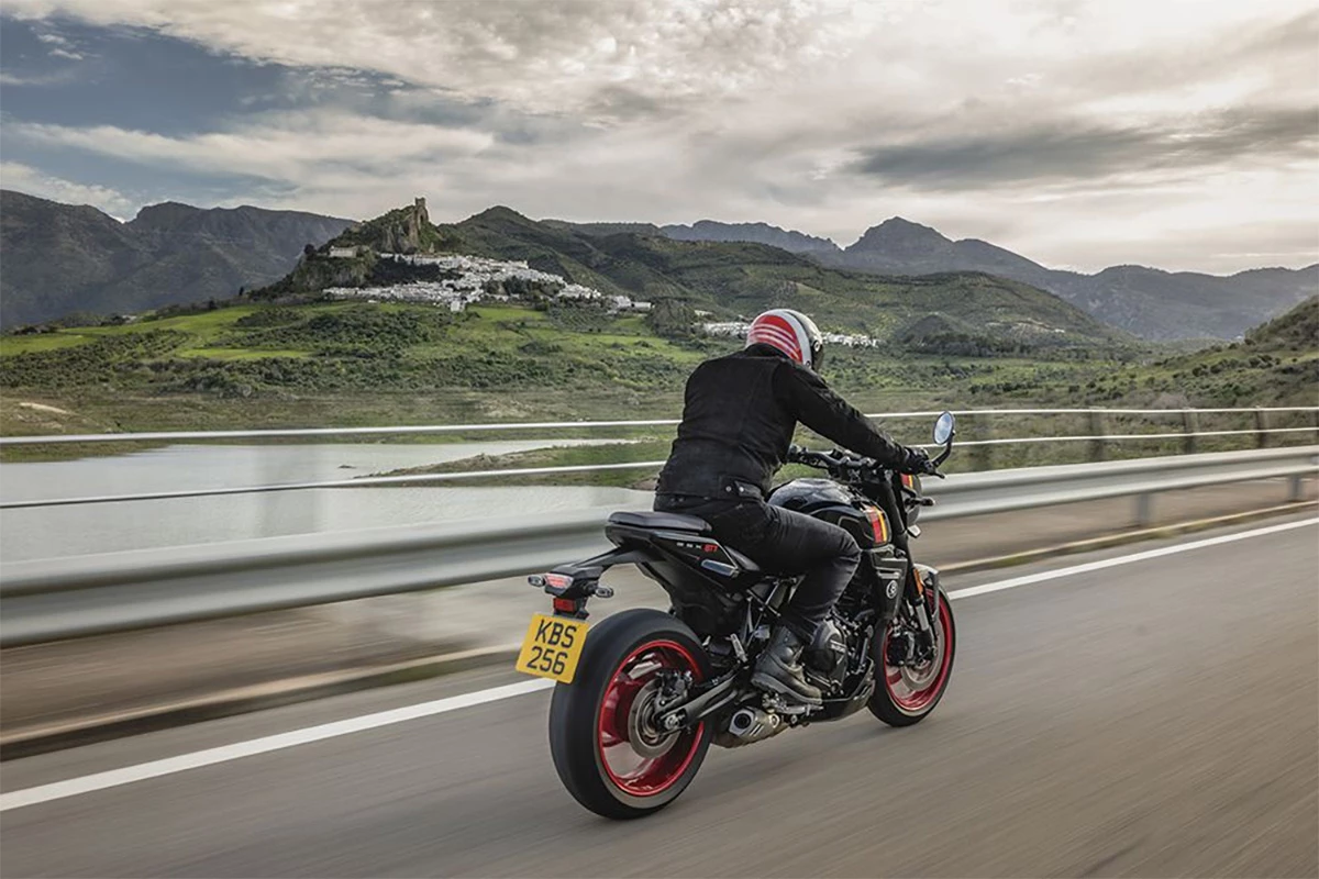 The T and TT are powered by a 776cc parallel twin that makes a decent 82 hp