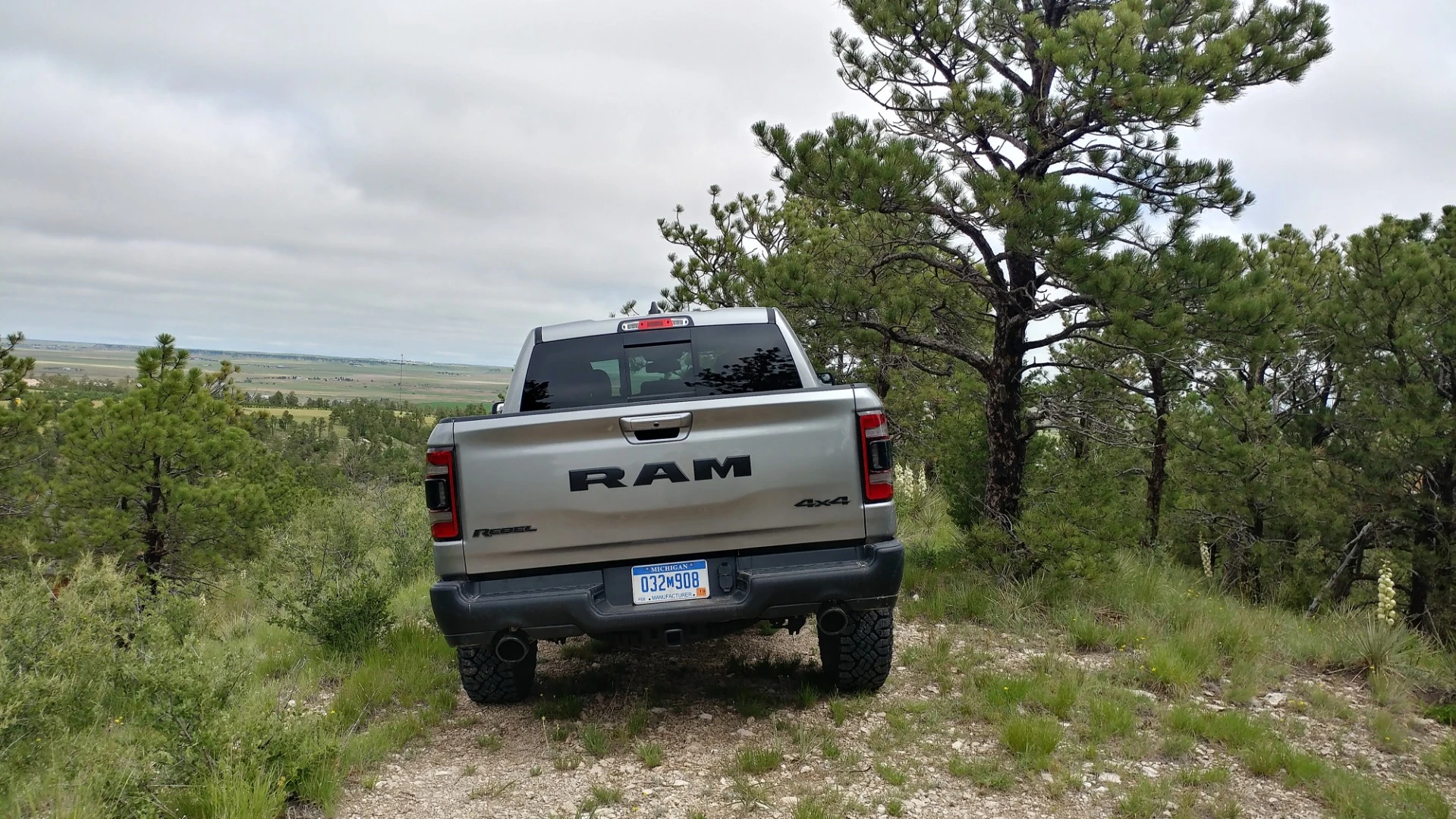Articulation in the 2019 Ram Rebel is very good for the class, aiming towards a more wilderness-ready off-pavement capability than most "desert runner" pickups like the Ford Raptor and Toyota TRD Pro series