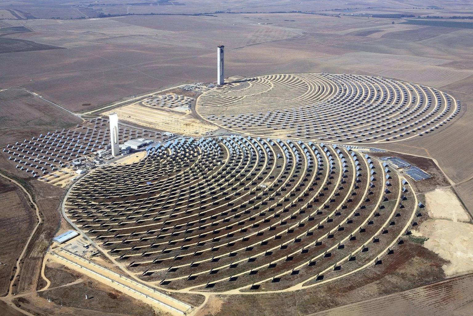 UniSA's light plastic mirrors with a special reflective coating could reduce the cost of solar thermal energy by nearly half