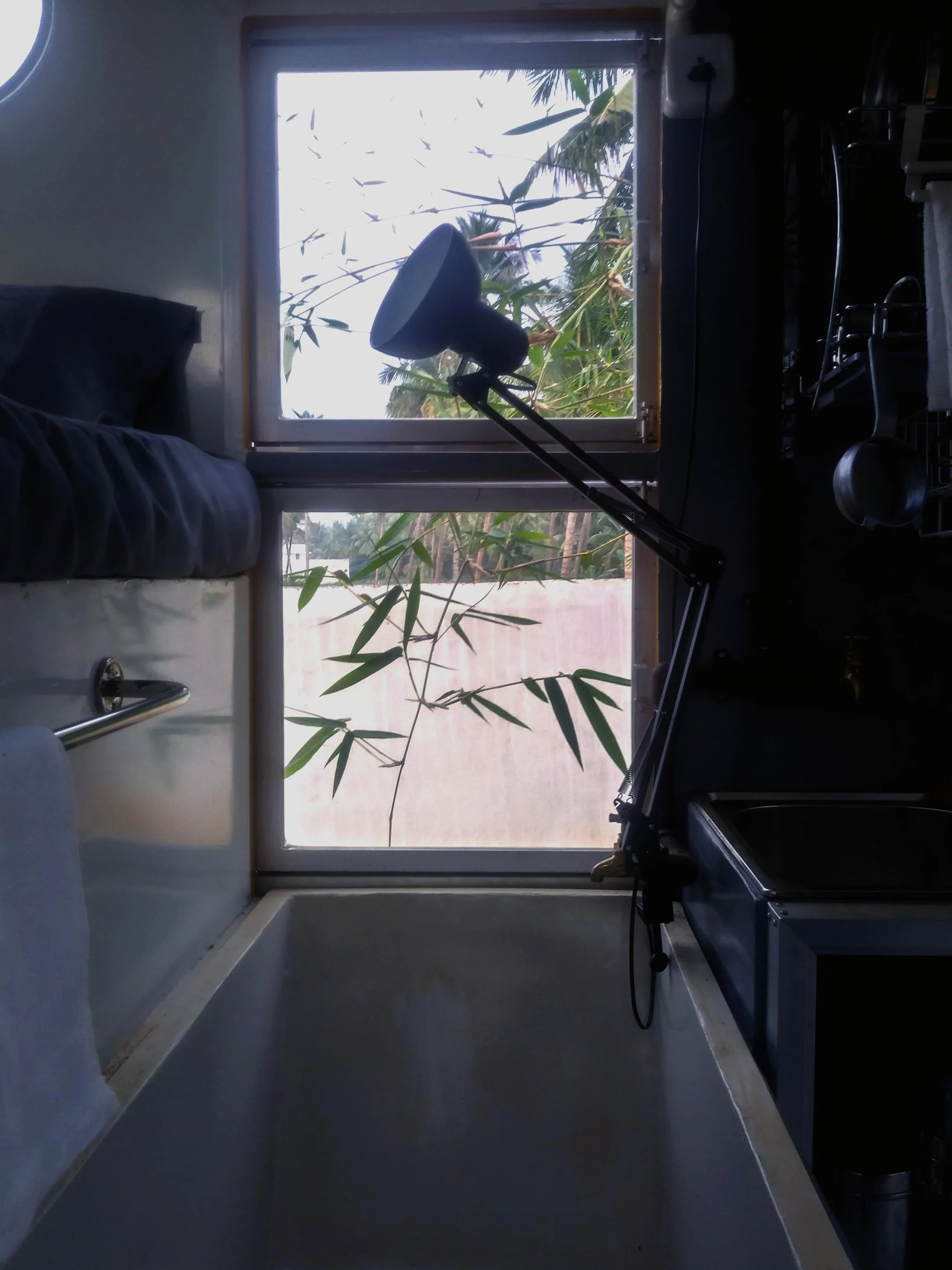 View of the Solo 01's main interior window