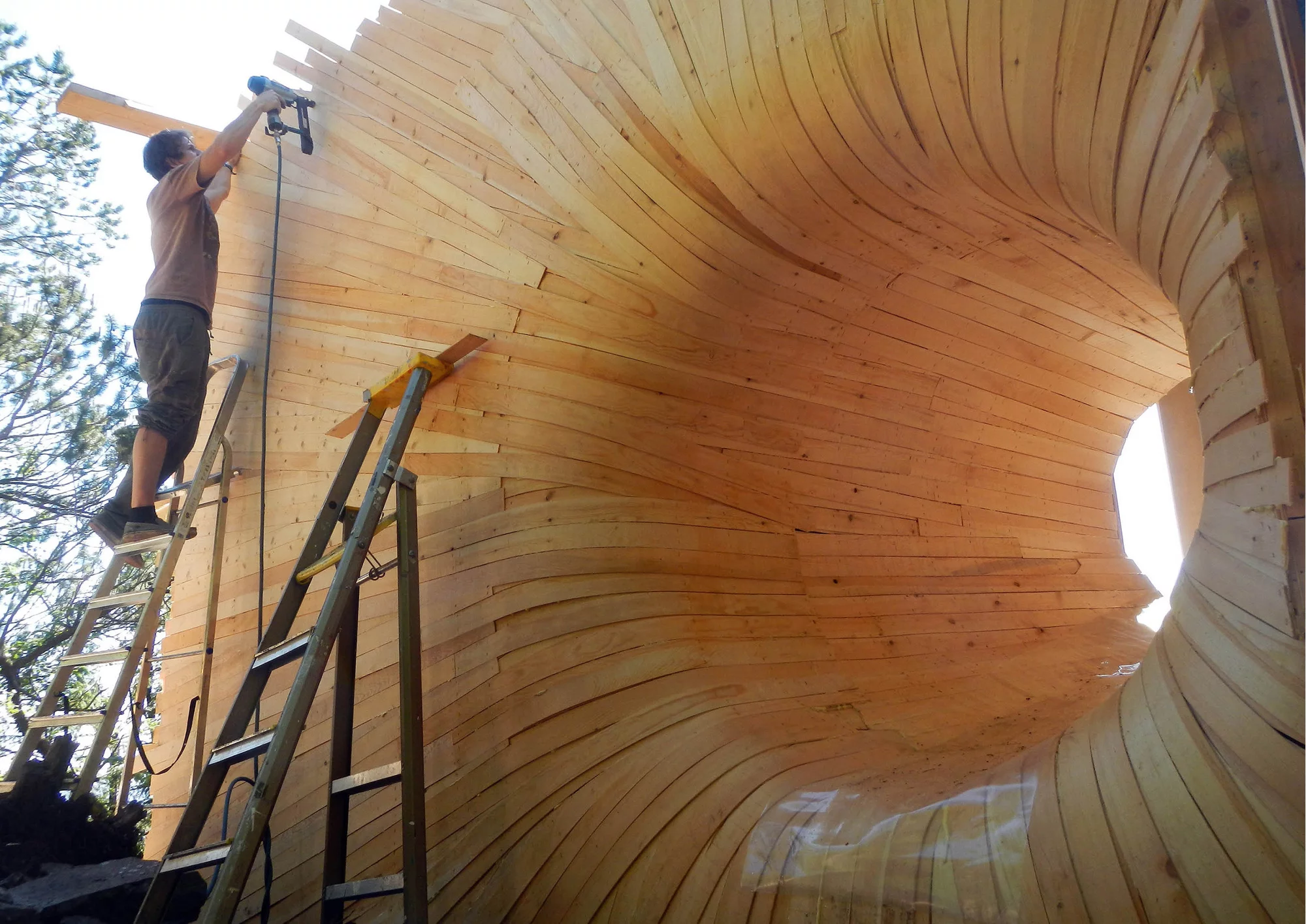 Building the tuba tunnel (Photo: Gunnar Sørås)