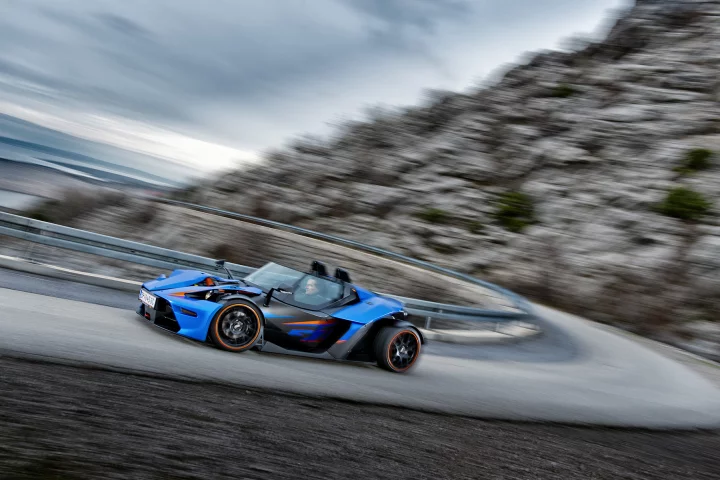 The KTM X-Bow GT – one of the most spartan automobiles sold for use on public roads is going to be significantly more comfortable in its new form.