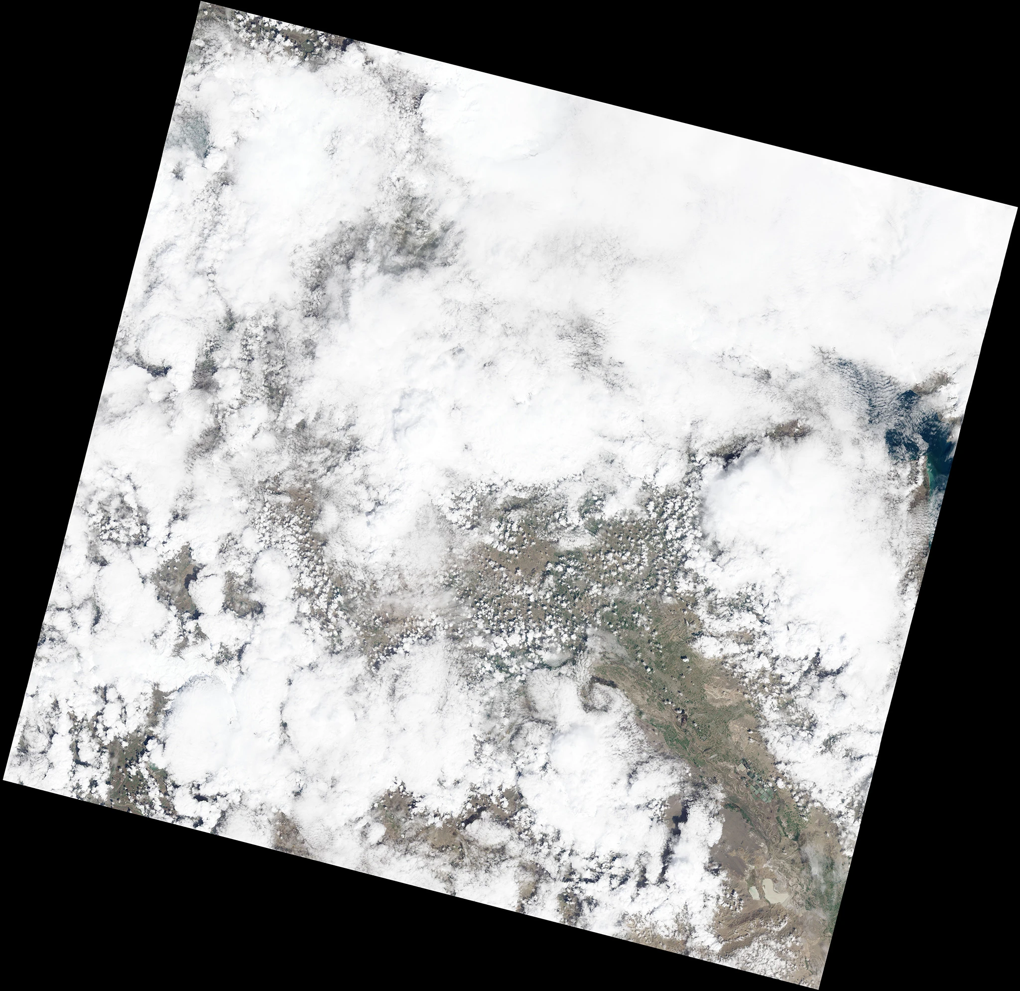 WRS 170-032 is centered at 40.3 S, 44.1 E(Photo: NASA)