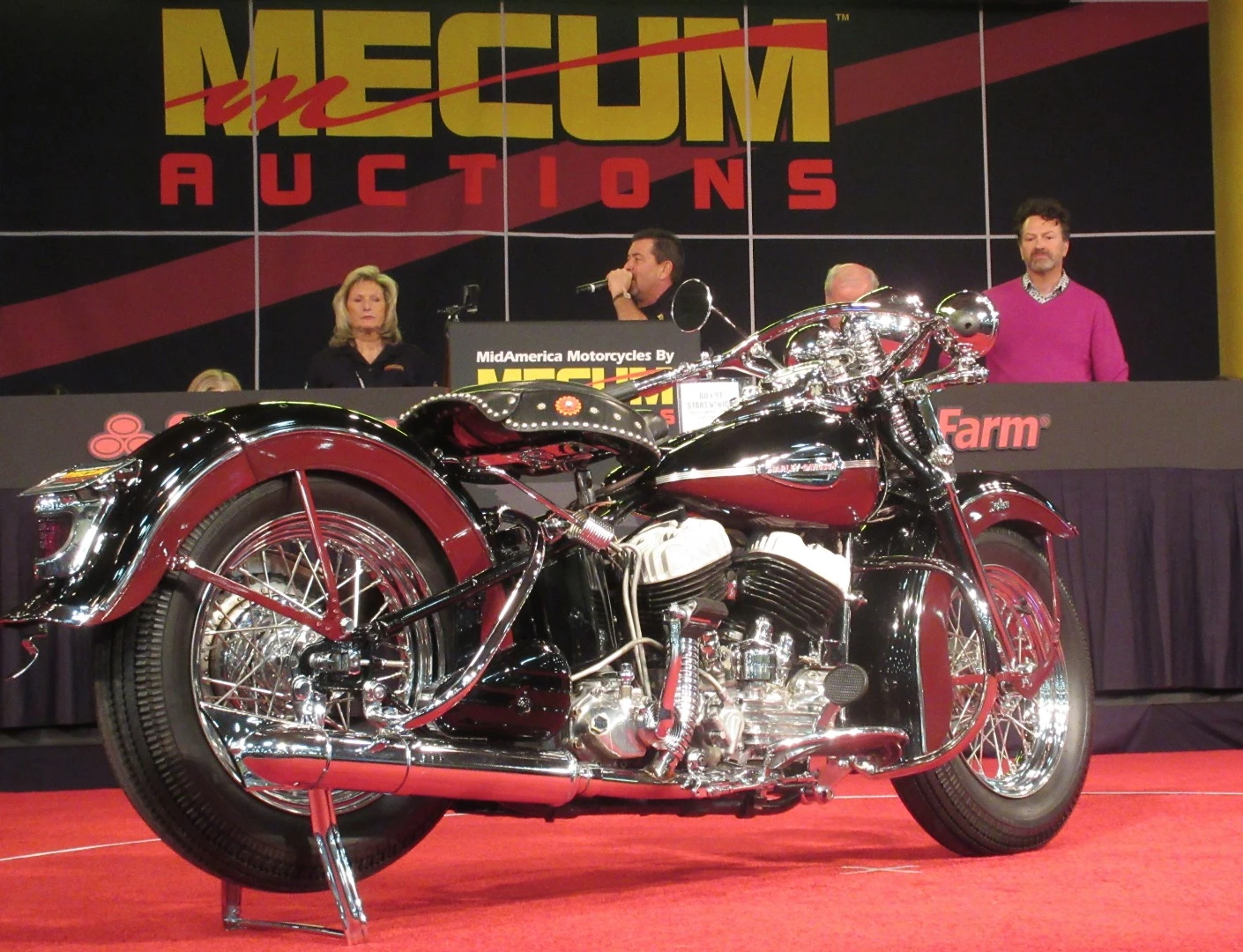 $44,000 – 1942 Harley-Davidson Flathead - Mecum Lot F99
