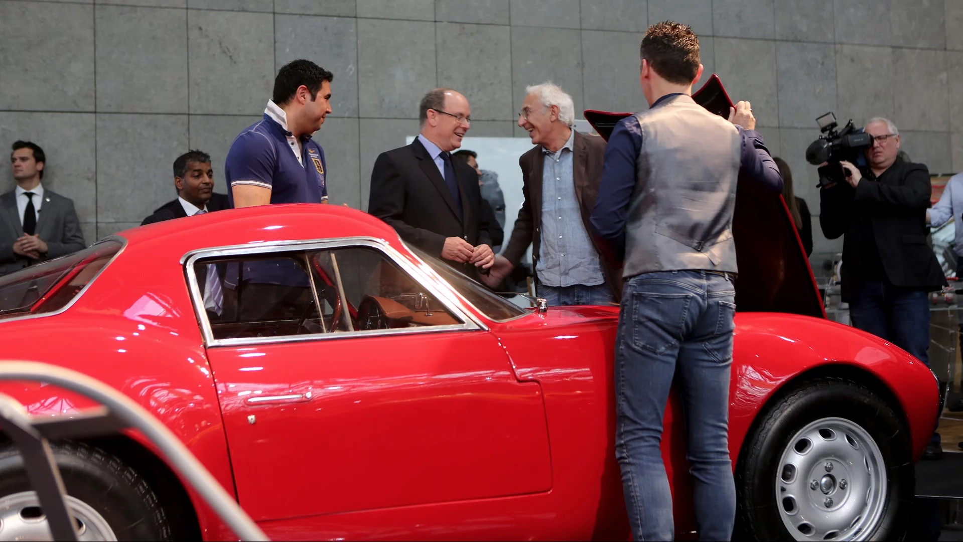 On the car front, the Prince owns a BMW Hydrogen 7, a Lexus LS 600h, a Lexus RX 400h, and a Toyota Prius PHV, and it was illustrative of the retro magnetism of the new Effeffe Berlinetta, to see that of all the special cars in Forum Grimaldi, it was the one most sought after for pictures. Prince Albert, headed straight for the stand upon his entry into the main hall and spent so much time chatting with Effeffe co-founder Leonardo Frigerio that his minders were looking at their watches. He even asked for a look under the bonnet.