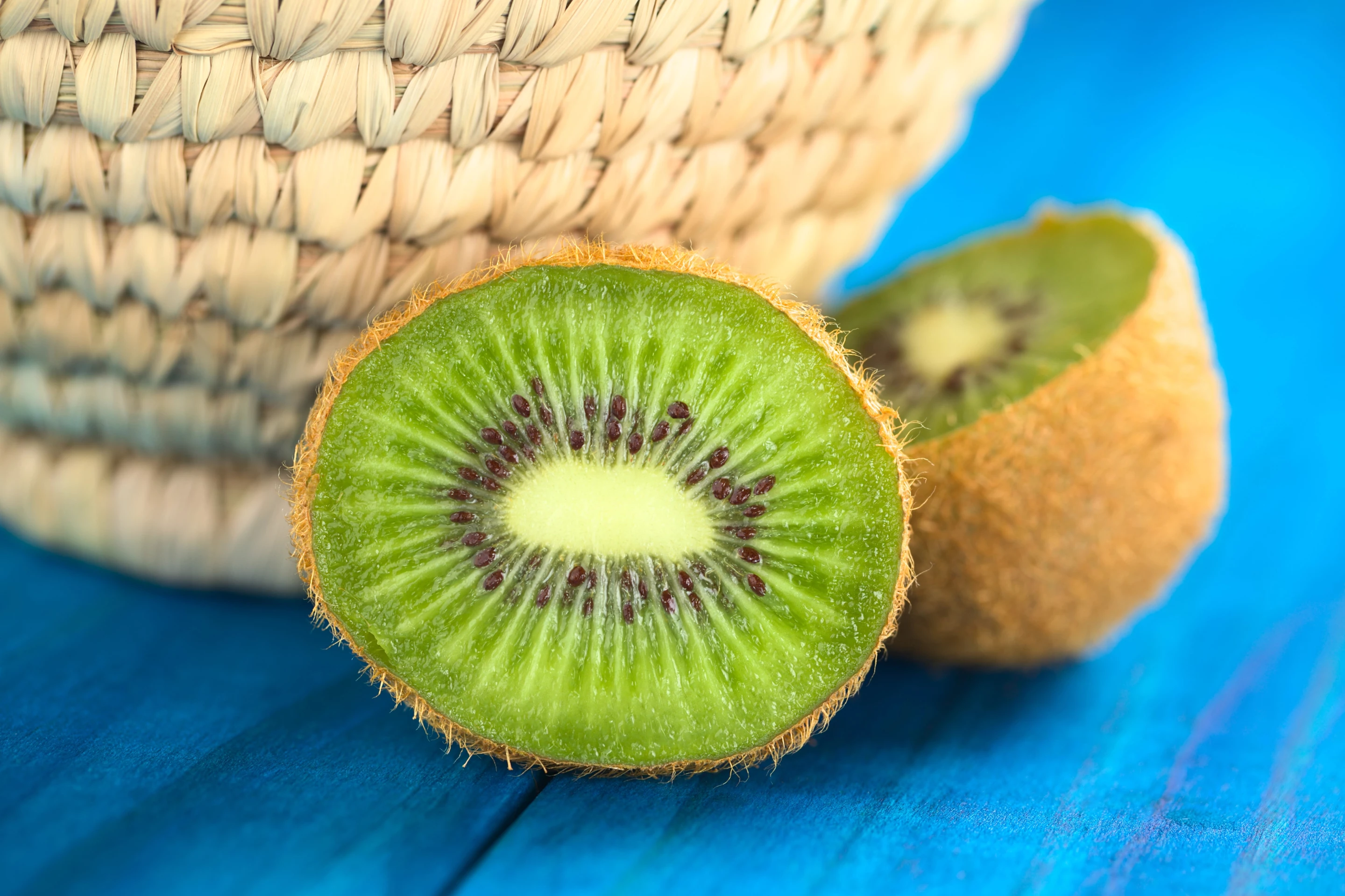 The humble kiwi comes out on top for gut motility