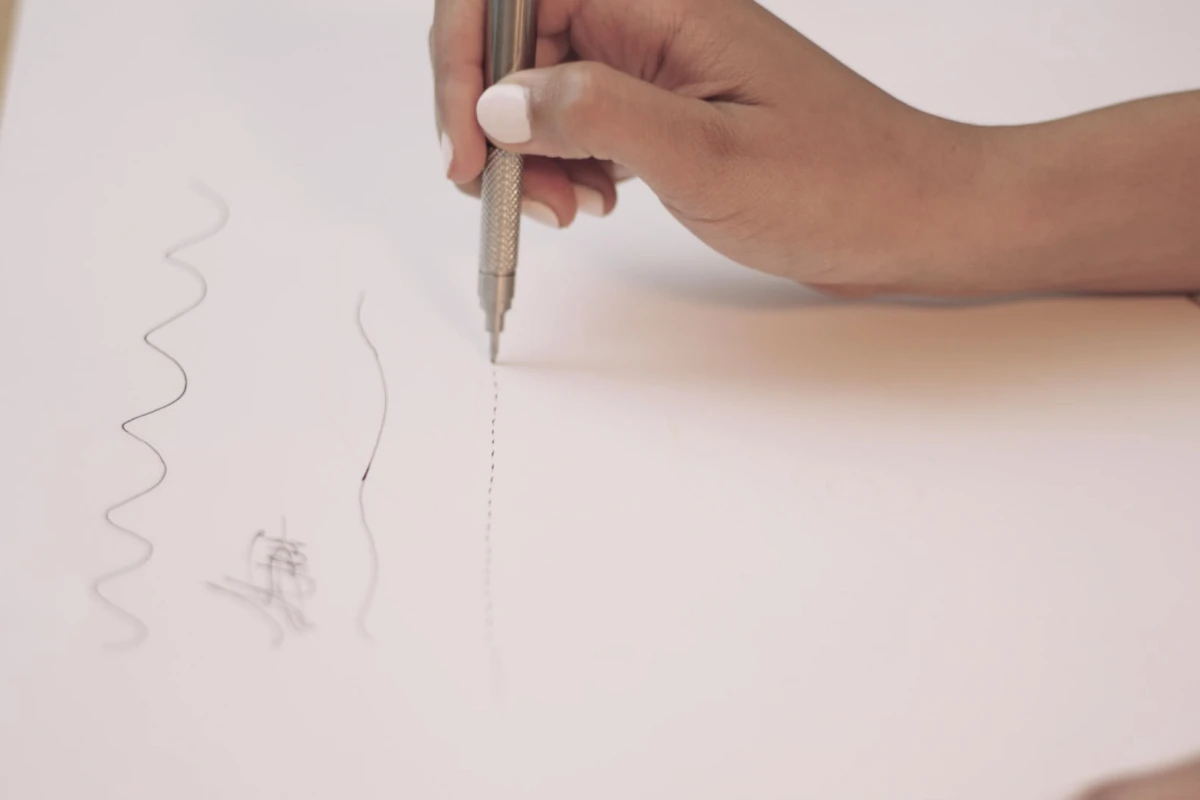 The Inki pen's tip moves up and down at a rate of 700 movements per minute