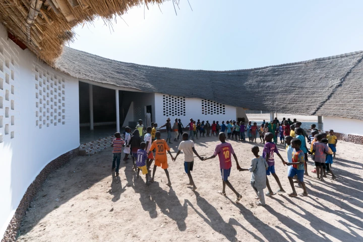Fass School and Teachers' Residences was designed by Toshiko Mori Architect and is located in Fass, Senegal. The project is one of this year's AIA Architecture Awards winners