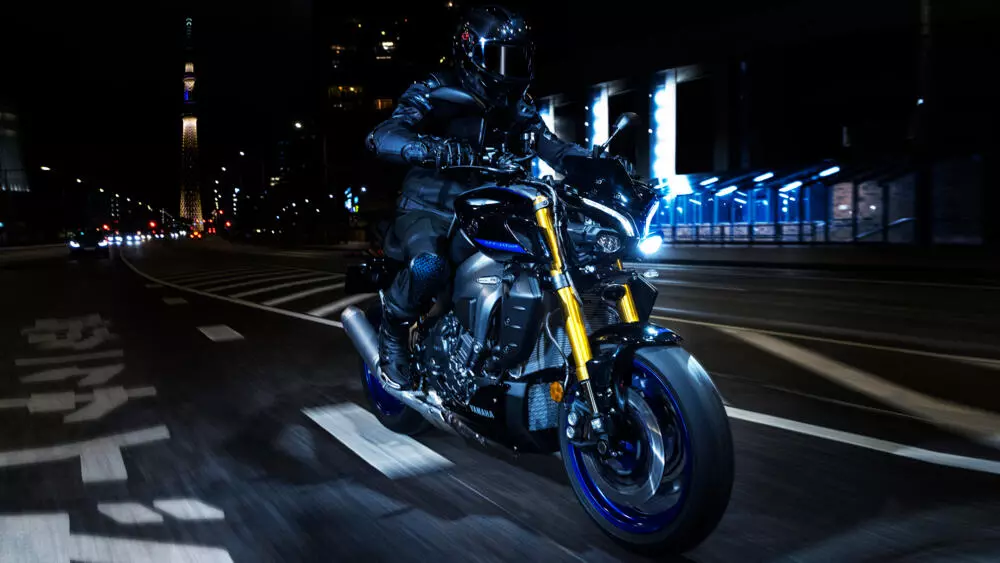 Yamaha's 2022 MT-10 SP gets some angry eyebrows, along with fancy new Ohlins active suspension