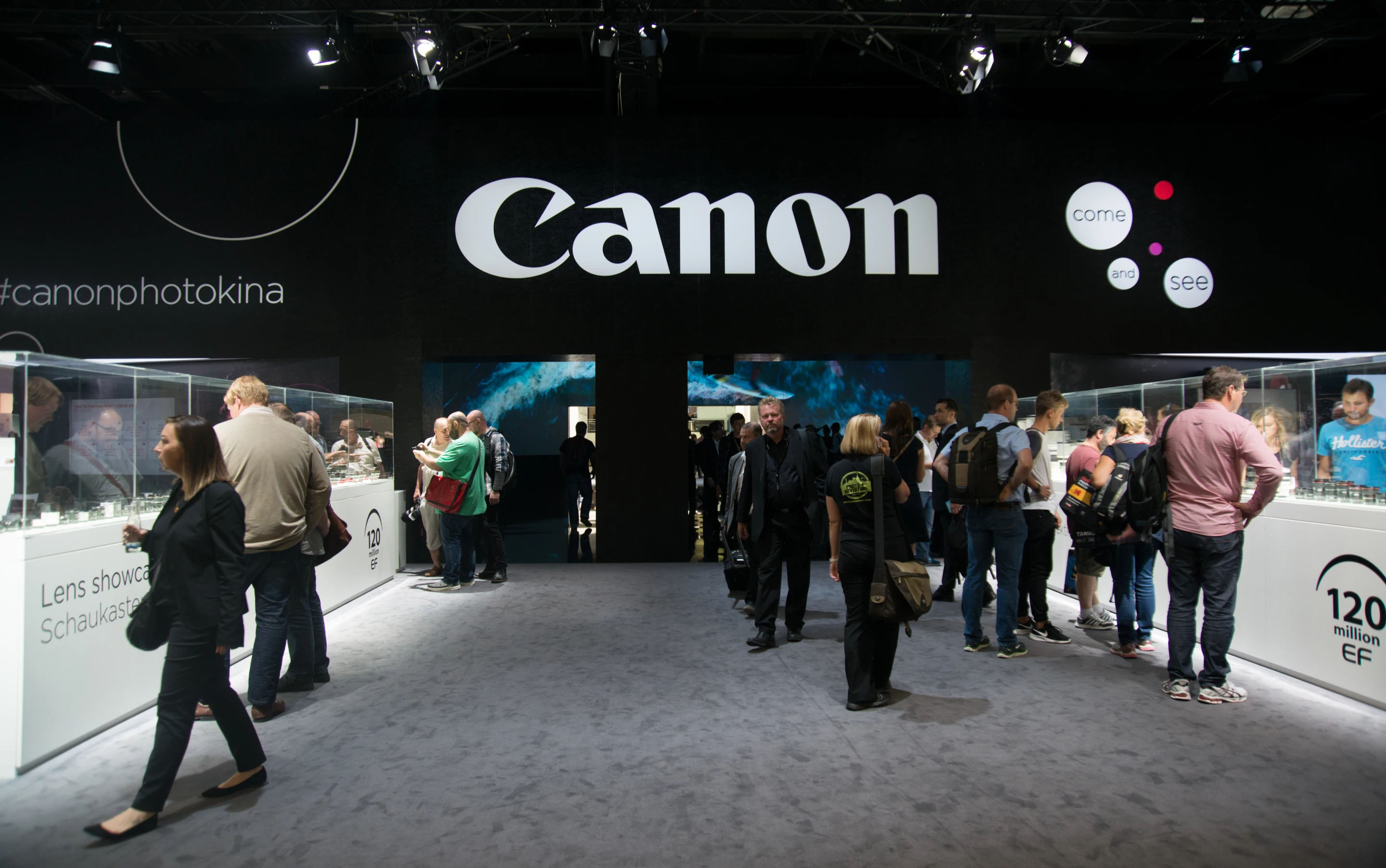The vast Canon stand showed of the full range of Canon's photo gear, from the EOS M5 to its photo printers