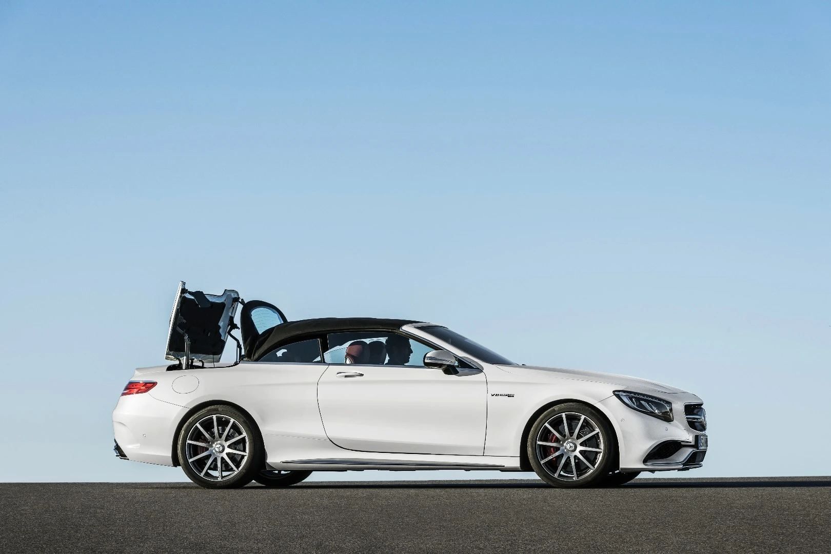 Mercedes says the roof takes just 20 seconds to open