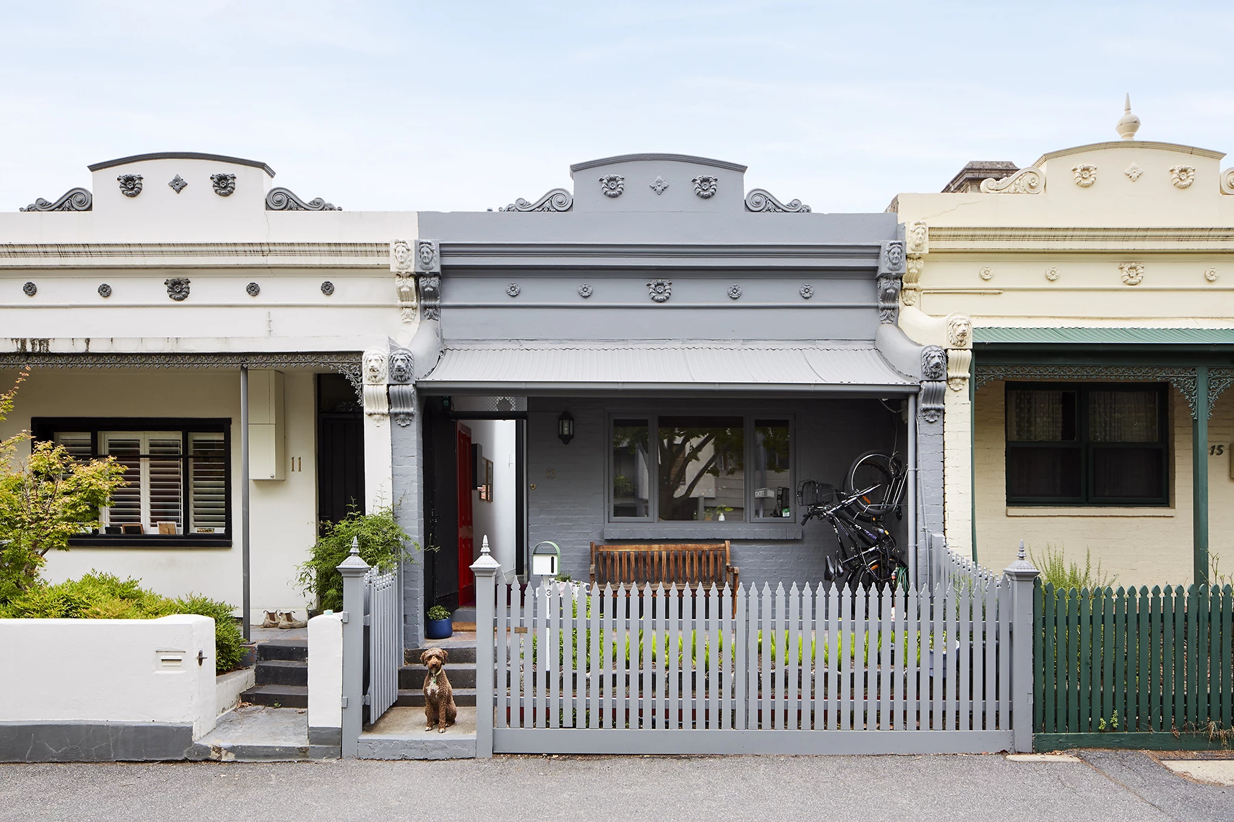 Newry House is a suburban terrace located in Melbourne, Australia