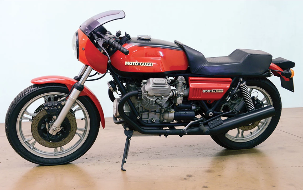 This 1976 Moto Guzzi 850 Le Mans Mk I fetched €17,550 ($18,614) at RM-Sotheby's DueMile Route auction in Milan on 25-27 November, 2016