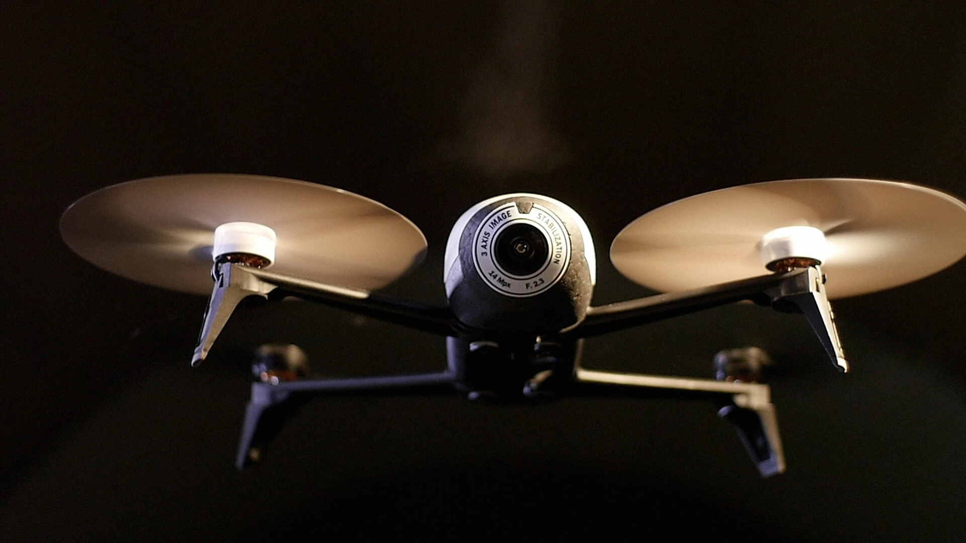 The lithium battery has been upsized from 1,200 mAh to 2,700 mAh, boosting flight time from 11 to 25 minutes