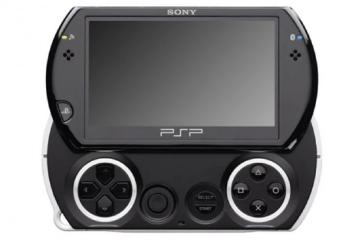 The screen slides up to reveal the familiar gaming controls