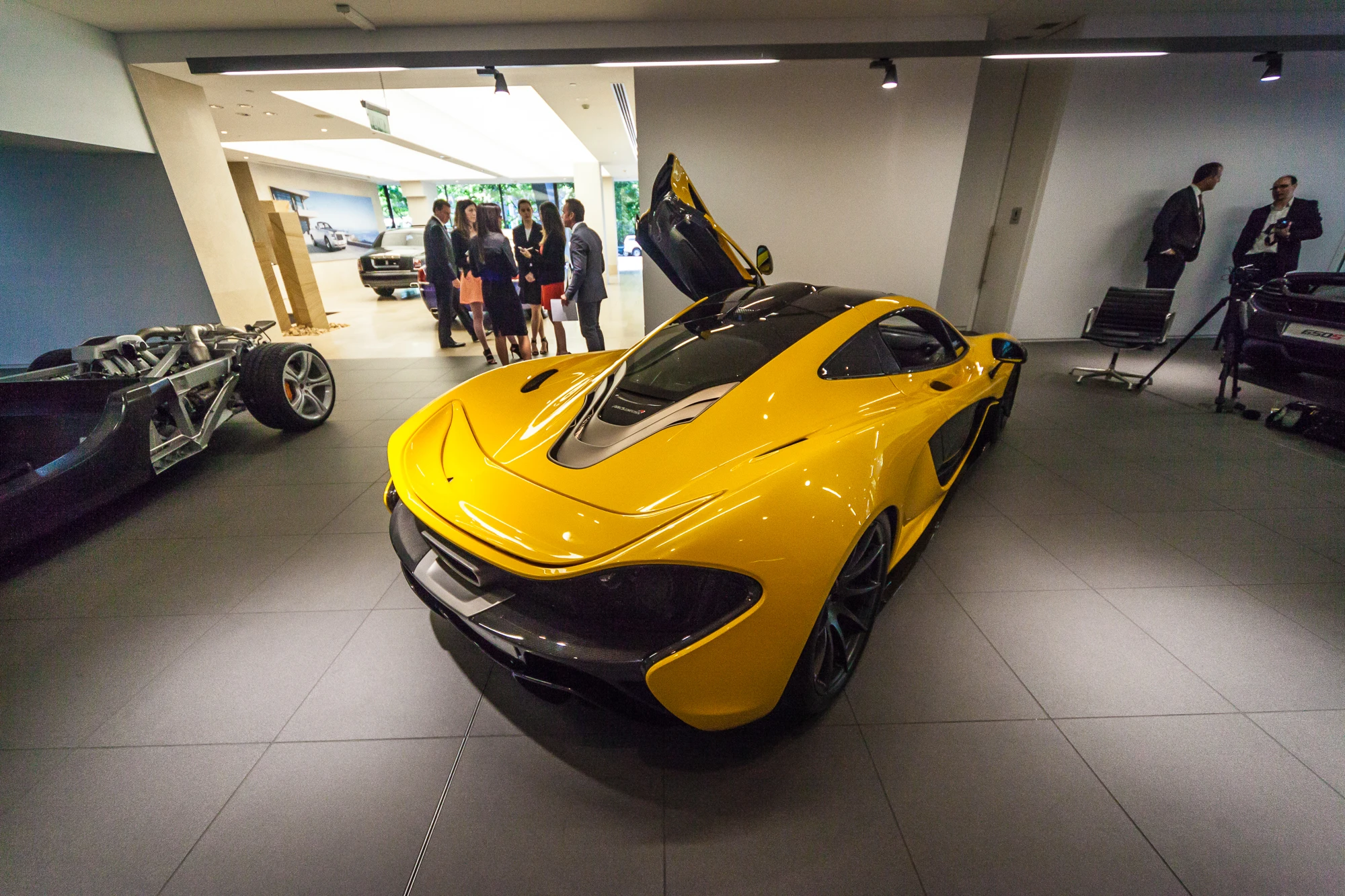 The P1's rear wing pops up depending on which mode is engaged in the car (Photo: Loz Blain/Gizmag.com)