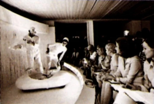 The Maison de Courrèges first began experimenting with electric vehicles in 1969