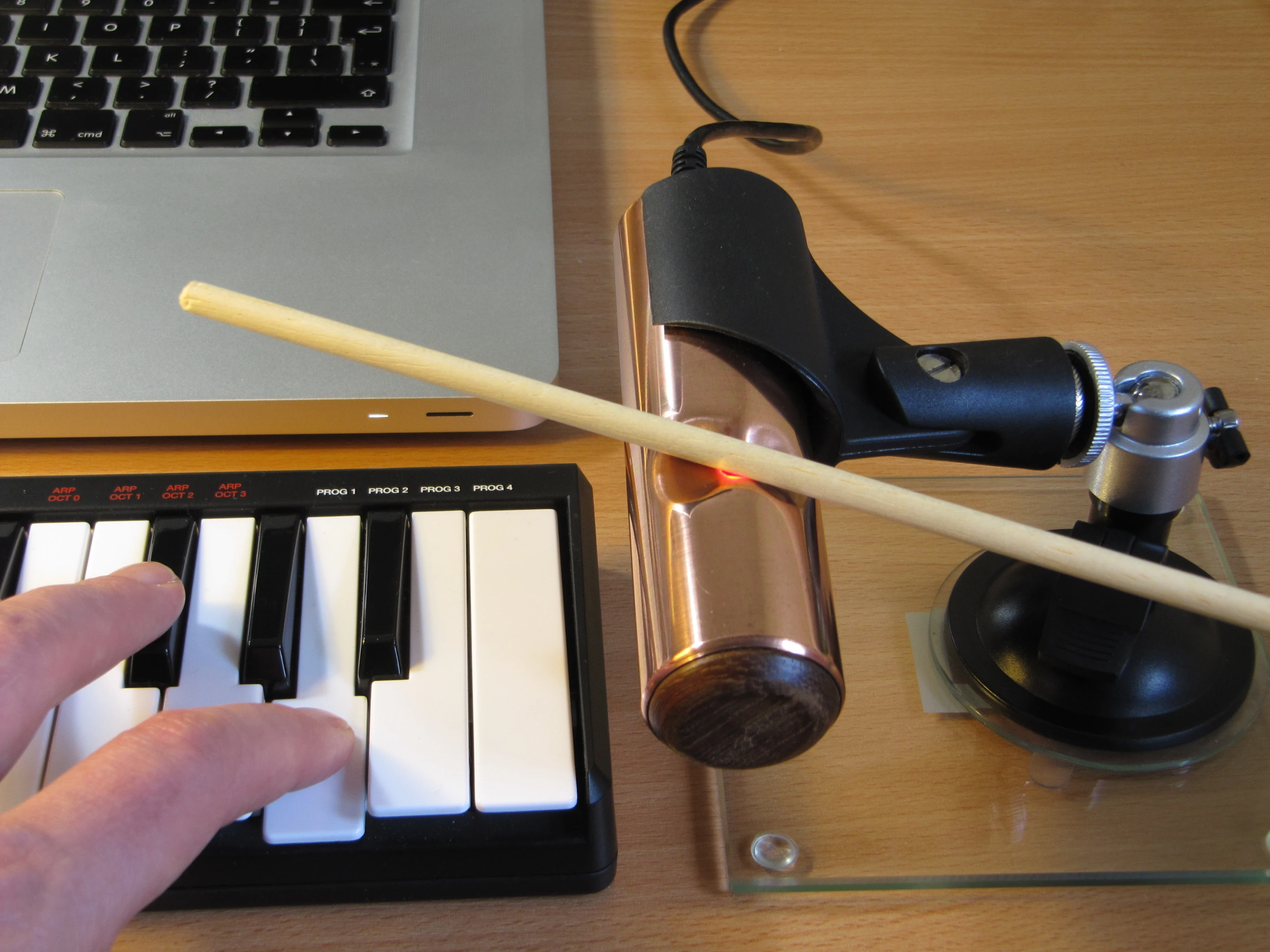 The sensor is capable of tracking different types of bows, from classic violin bows to simple wooden sticks
