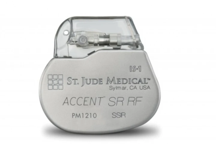 The Accent pacemaker sends a wireless signal to a home transmitter, which then forwards the information to the cardiac specialist via the Internet(Image: St Jude Medical)