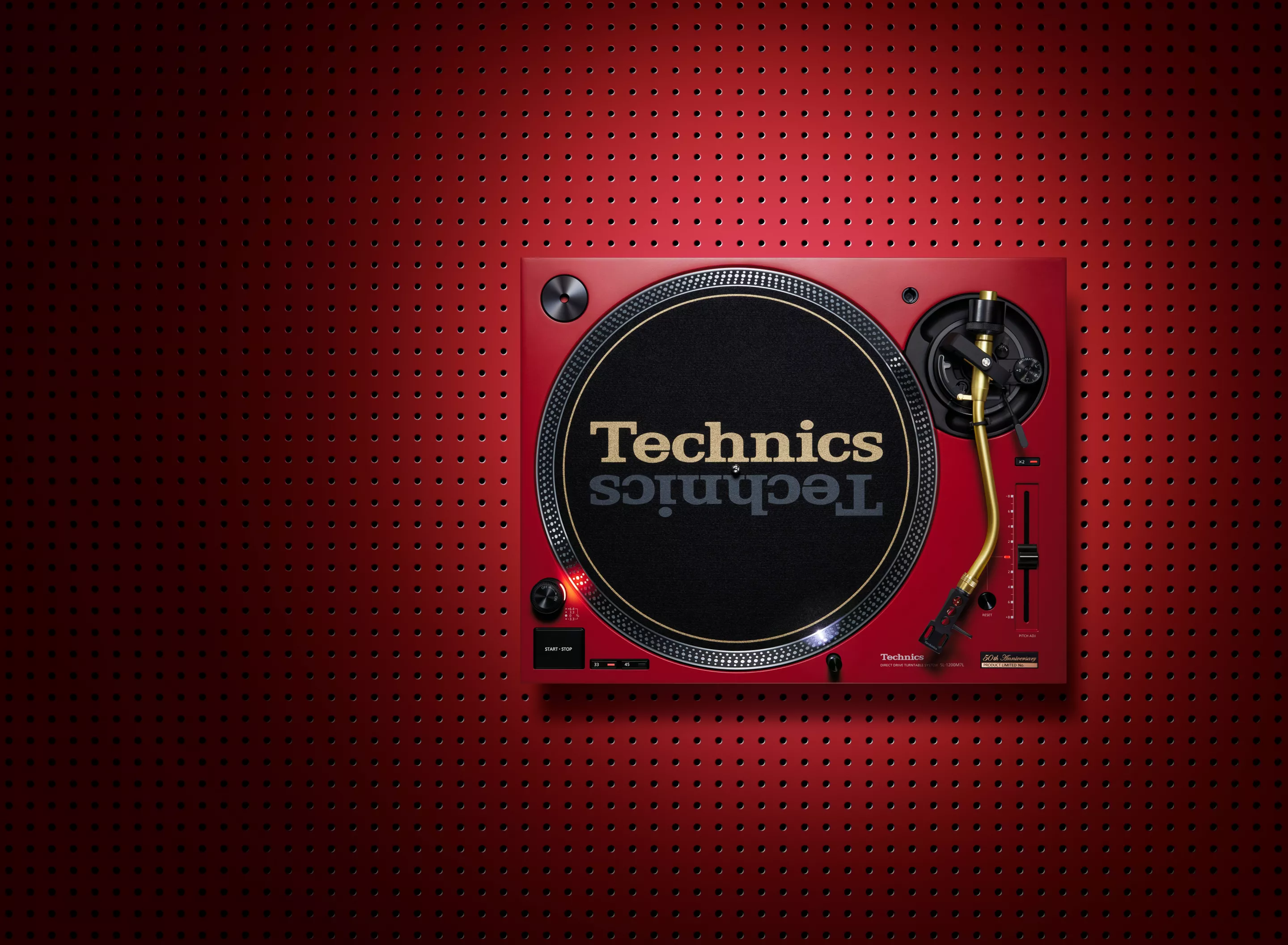 The 50th Anniversary Edition SL-1200M7L turntable comes with a gold-colored tonearm, special badging on the top panel and an anniversary slipmat