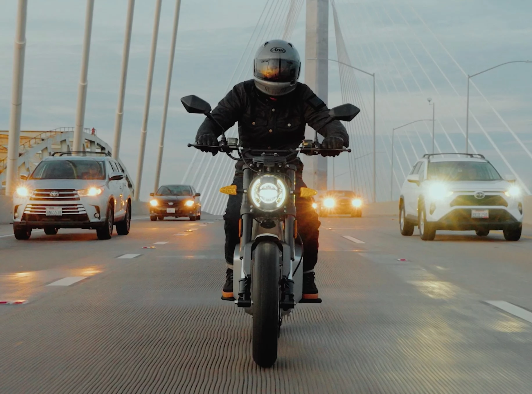Sondors recently began delivering production Metacycles to reservation holders in California, and has now extended that to the rest of the US