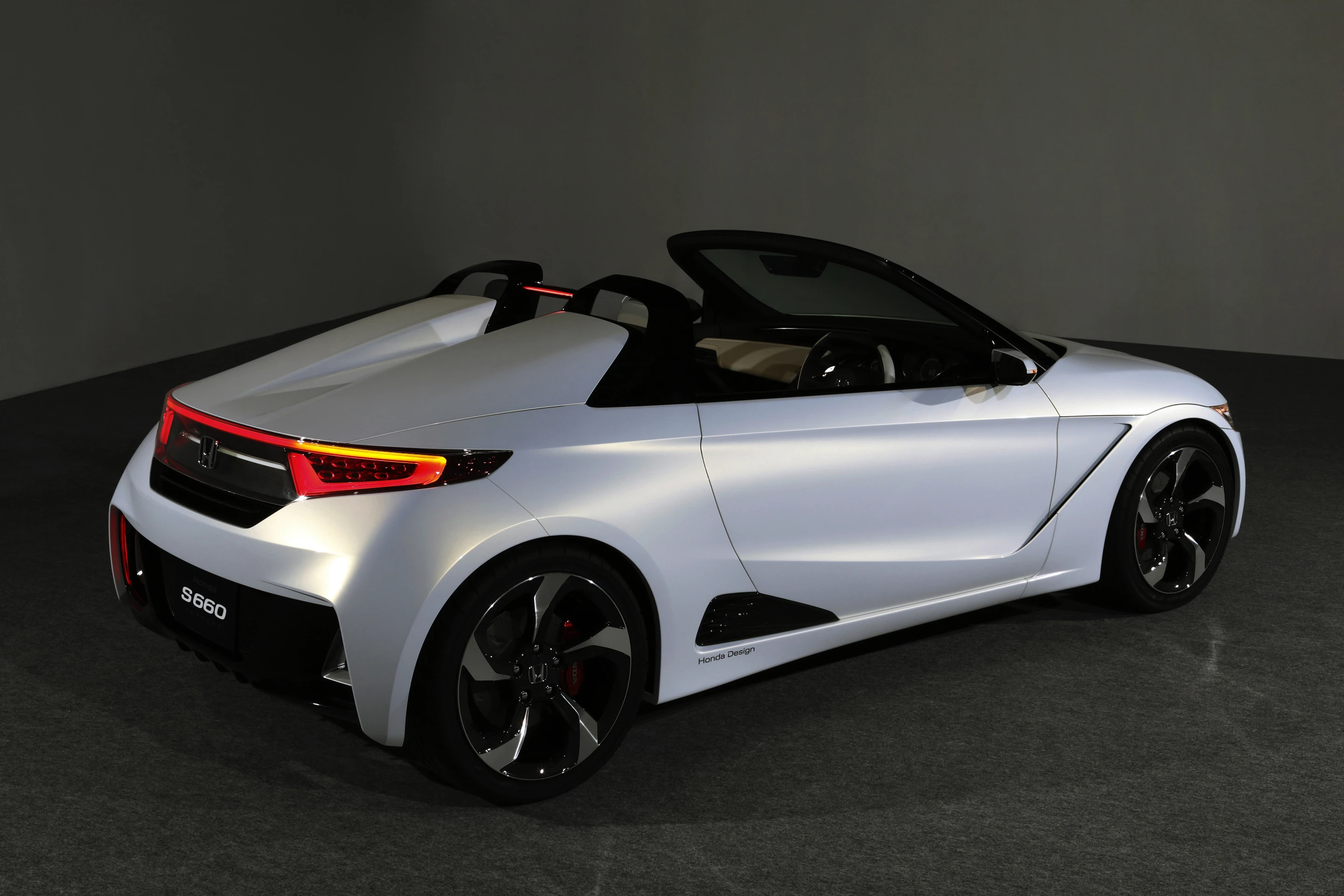 Honda will reveal the S660 in Tokyo