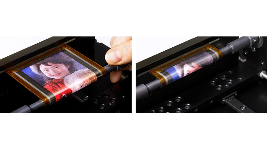 Sony's rollable OTFT-driven OLED display