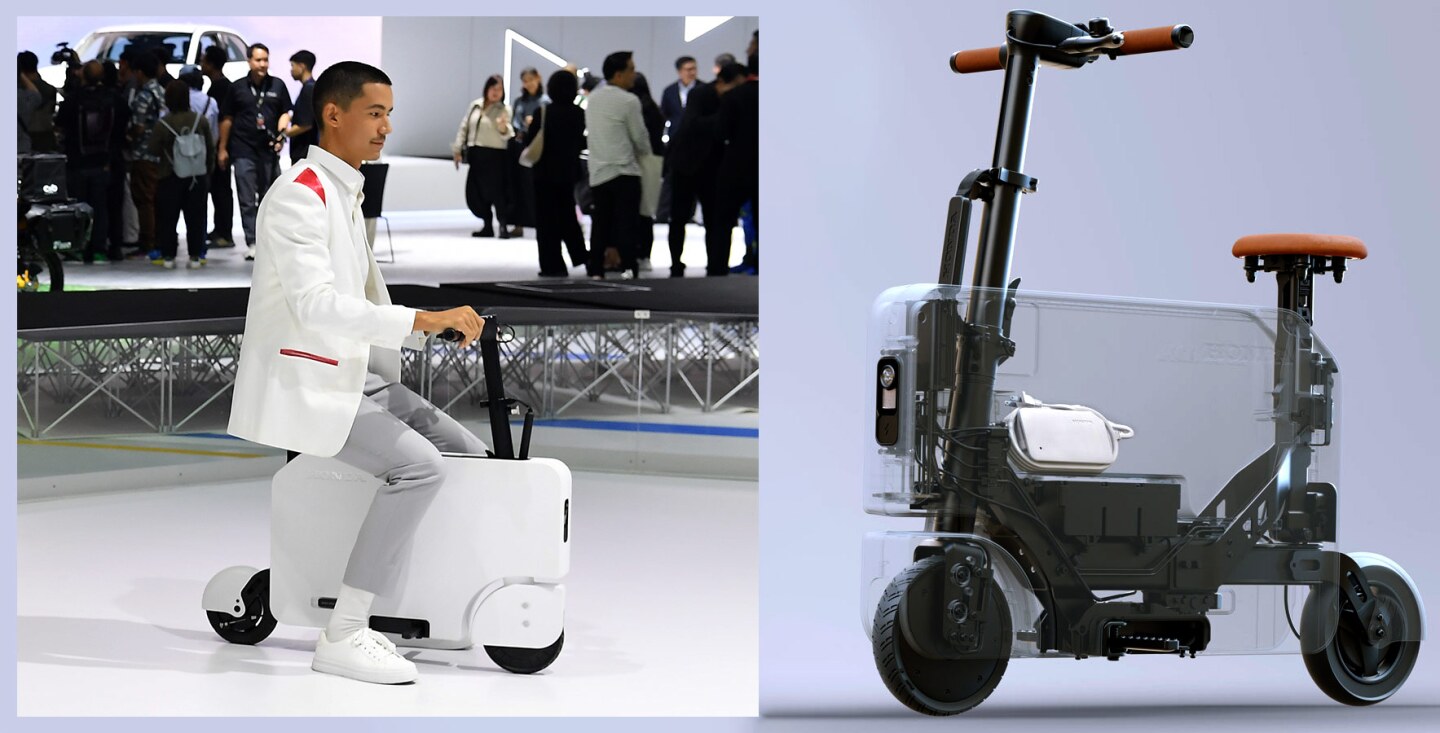 Honda was giving showgoers the opportunity to ride the Motocompacto. Those who tried it were amazed at its torque and rideability but I fear for the Motocompacto in the real world as it doesn't have effective suspension.