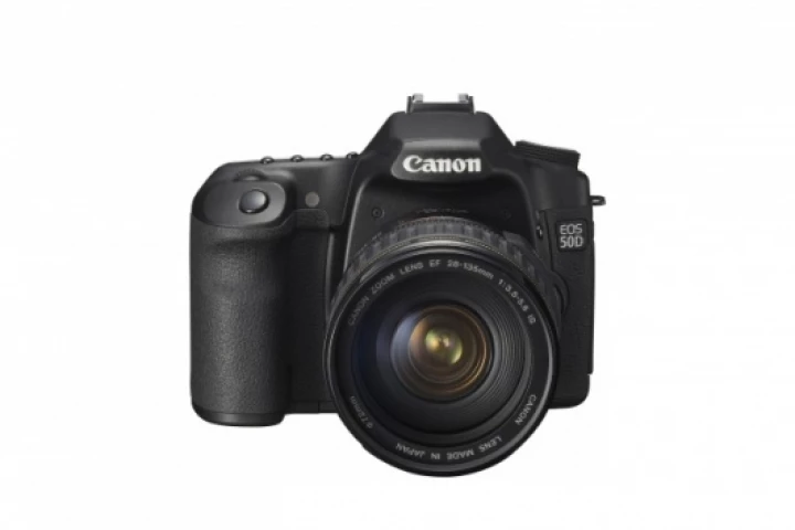 The 15.1-megapixel EOS 50D uses the new DIGIC 4 Image Processor