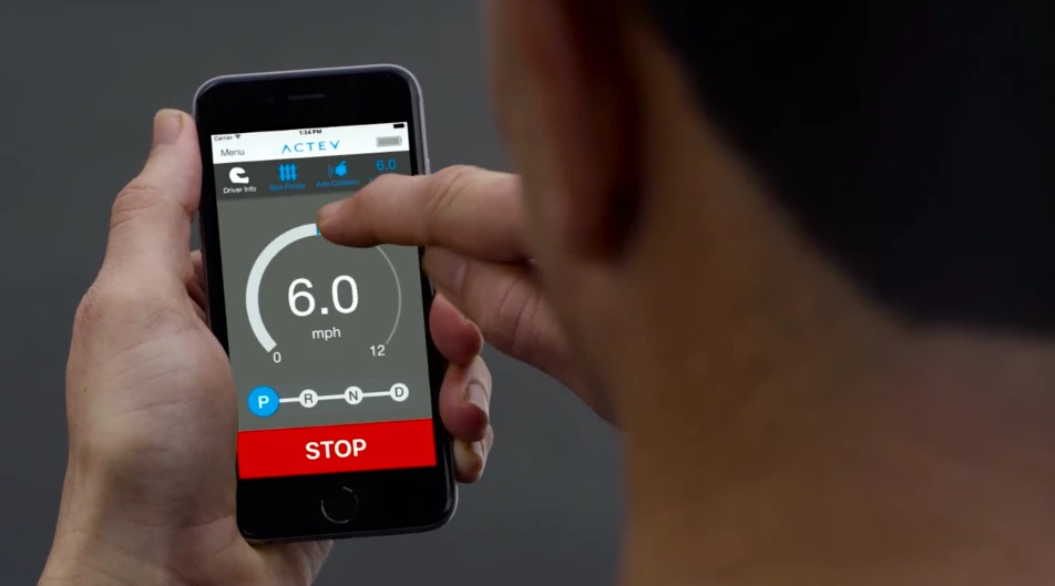 Parents can use the iOS/Android app to keep the child driver safe