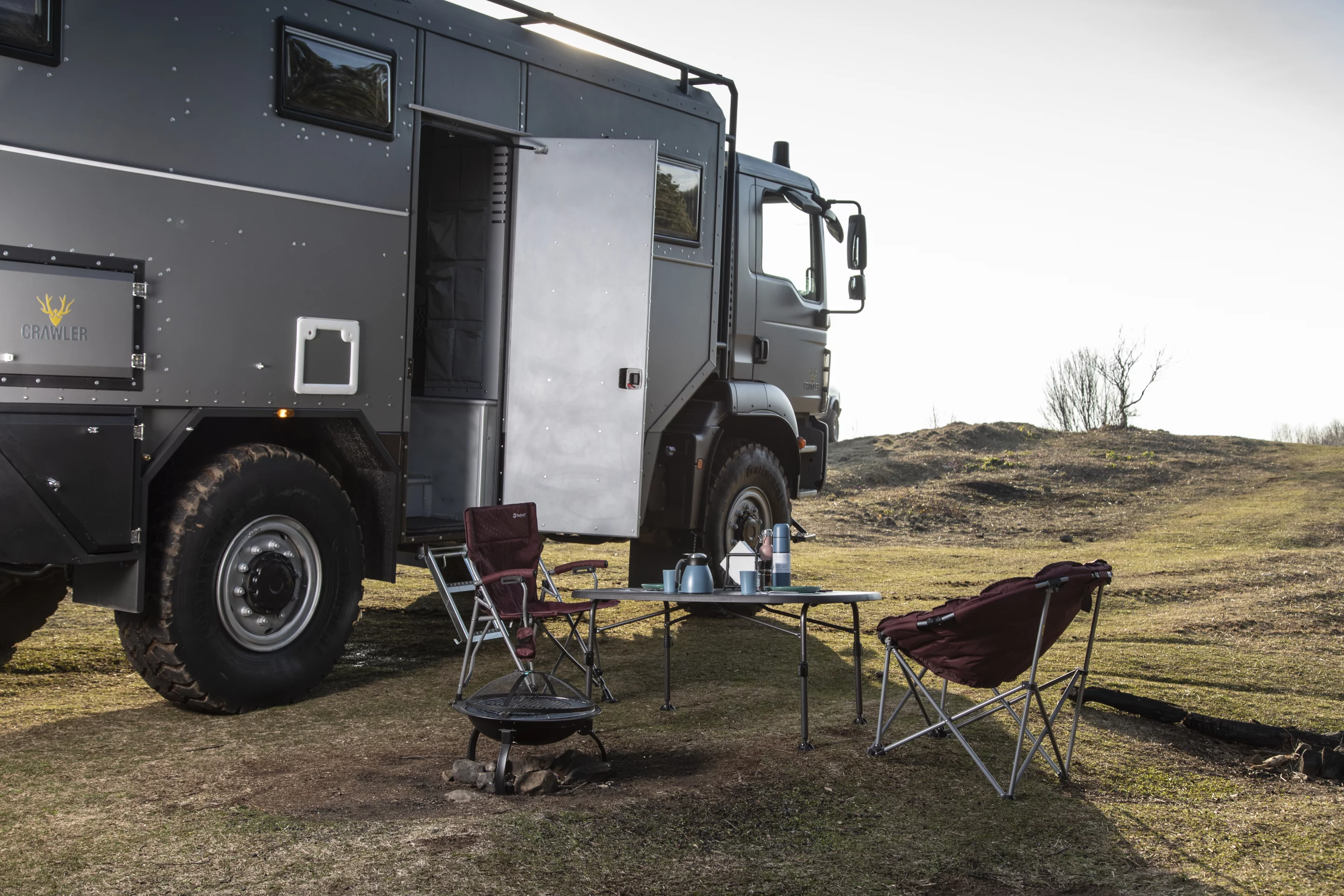 Pop the door open for al fresco dining