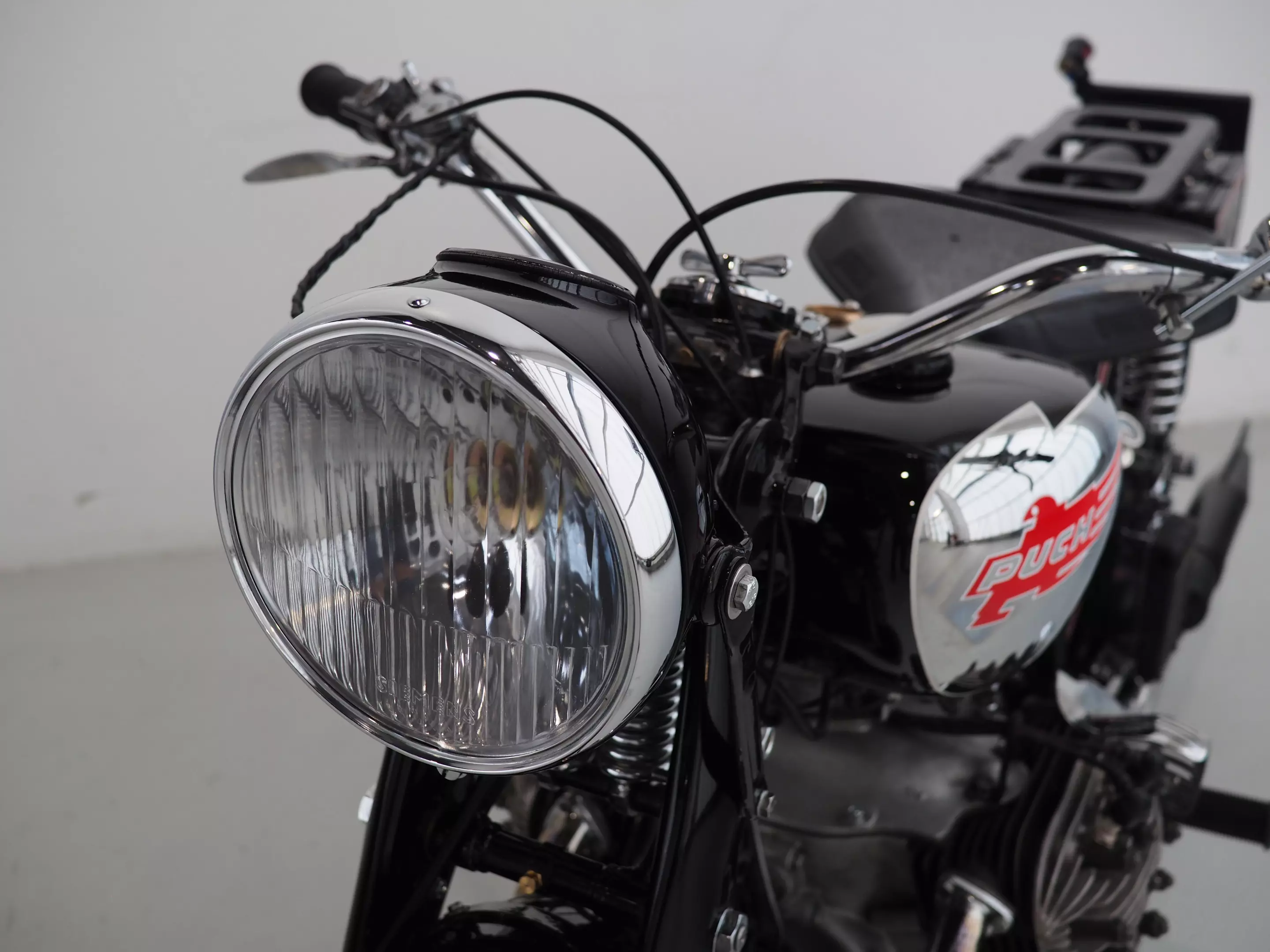 1937 Puch 800 | Dorotheum Auctions, Vienna | Sold 17 October, 2020 | EUR 103,500 (US$121,300) | Estimate: EUR 90,000 to EUR 120,000 (USD$110,000 to $140,000)