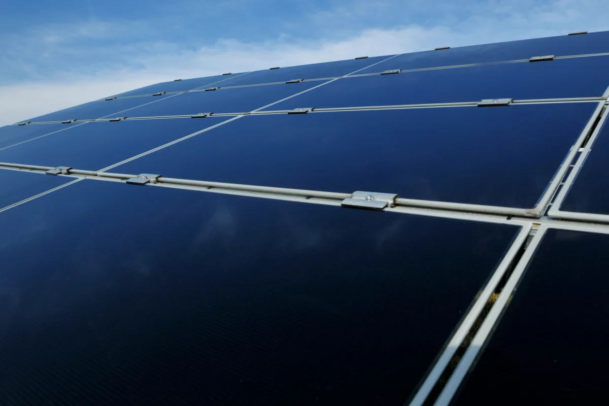 Researchers at Princeton University have converted CO2 into formic acid by using an electrochemical cell powered by a commercially available solar panel (Photo: Shutterstock)