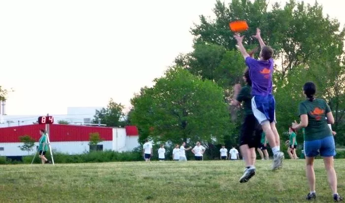 Keep score of games and sports or use the scoreboard to track other things