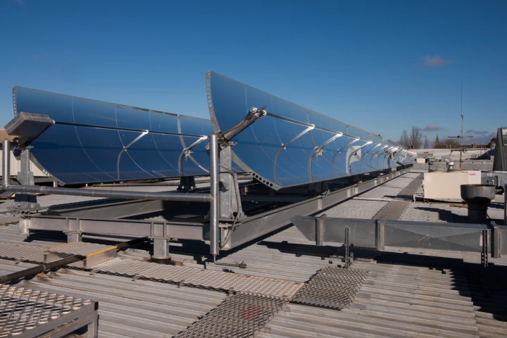 Solar-concentrating thermal collectors atop the Stockland Wendouree Shopping Centre