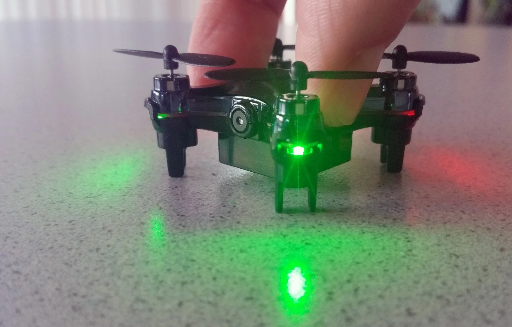 Although tiny, the Axis Drones Vidius packs some power and fun features