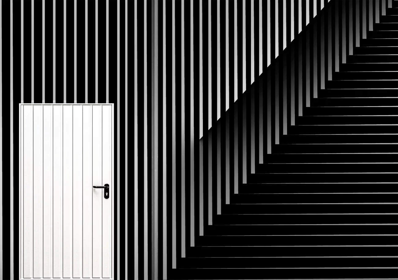 1st Prize - Architecture. "White Door". Abu Dhabi