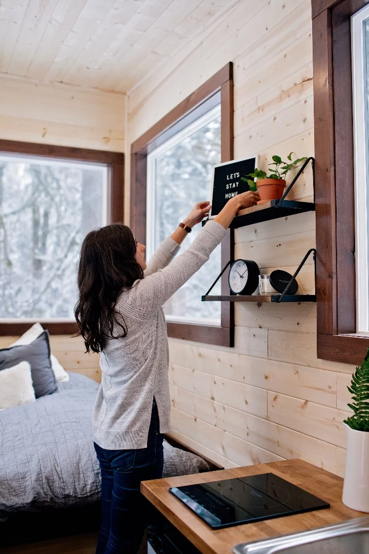 The Vantage looks to have a reasonable amount of storage space available