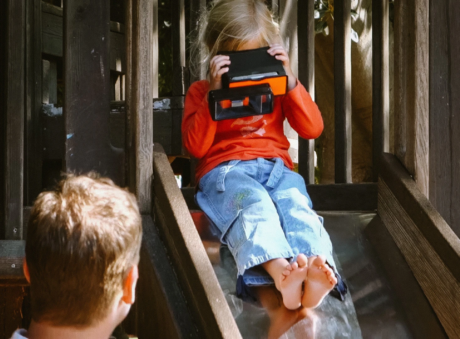 According to the developers, the stereoscopic images produced with a Poppy and an iPhone's HD camera lend a true sense of immersion to your typical snapshots