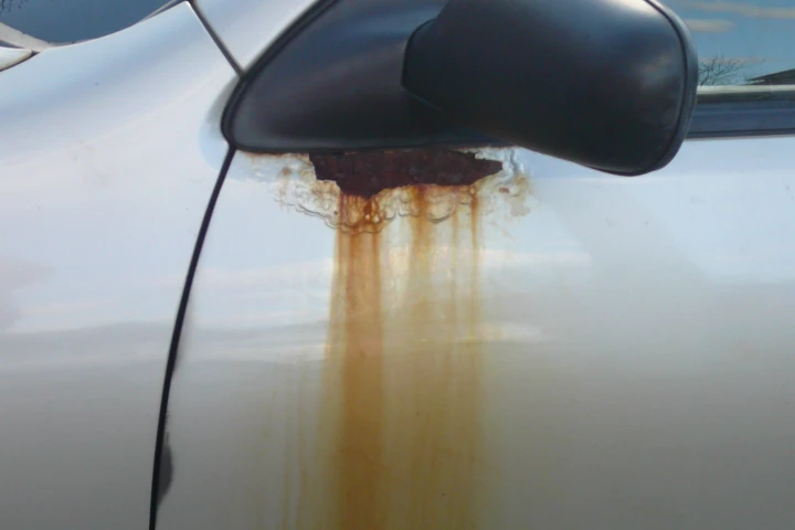 Terahertz-frequency radiation is being used to check the integrity of automotive paint jobs (Photo: Dean Michaud)