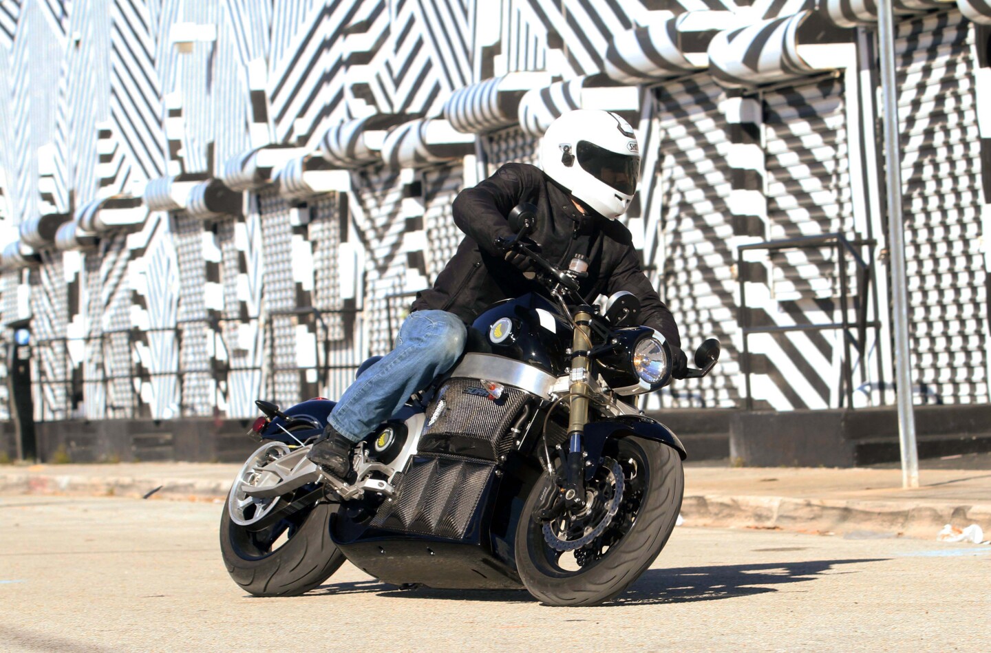 lito announces first production run of 190 km h sora electric motorcycle 190 km h sora electric motorcycle