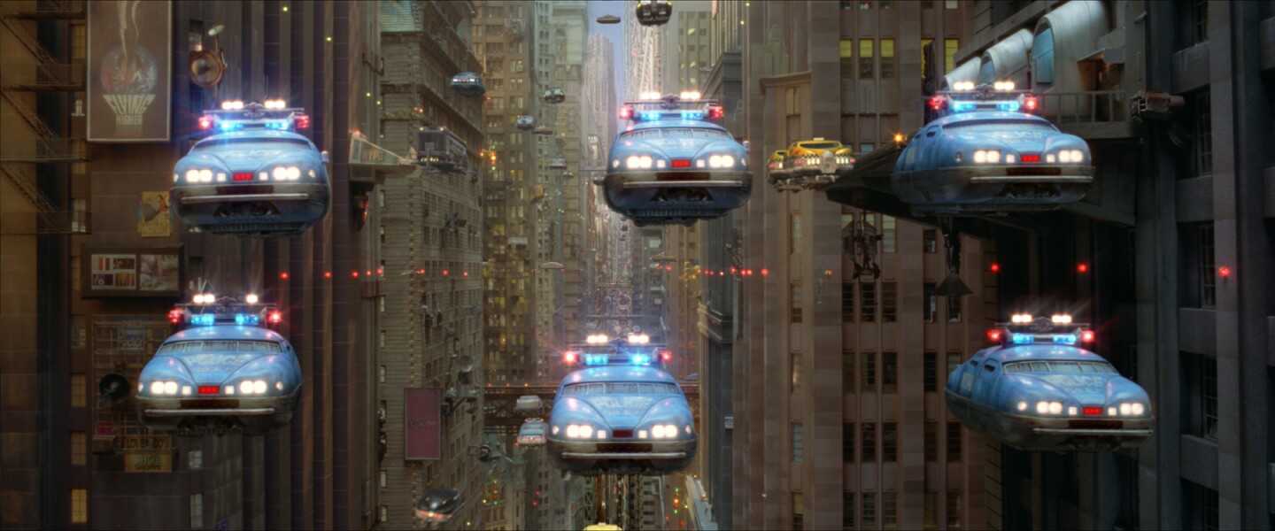 The Fifth Element (Dir: Luc Besson)