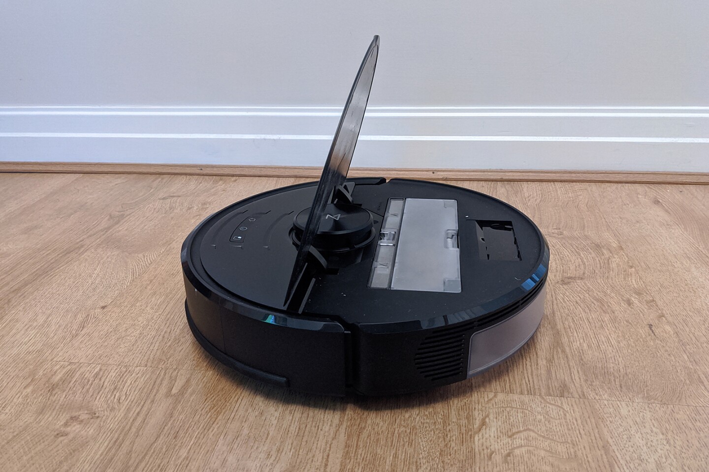 Review Roborock S6 MaxV shows how far robovacs have come
